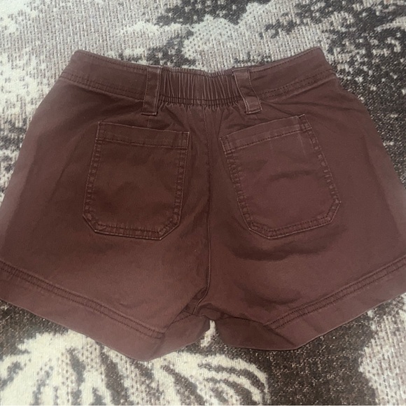 Old Navy Brown Shorts
Great Condition - Picture 2 of 3